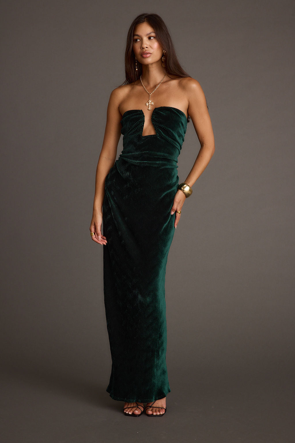 Jones Emerald Velvet Maxi Dress - XL Size - Women's Dresses - 12th Tribe Jones Emerald Velvet Maxi Dress - XL Size - Women's Dresses - 12th Tribe