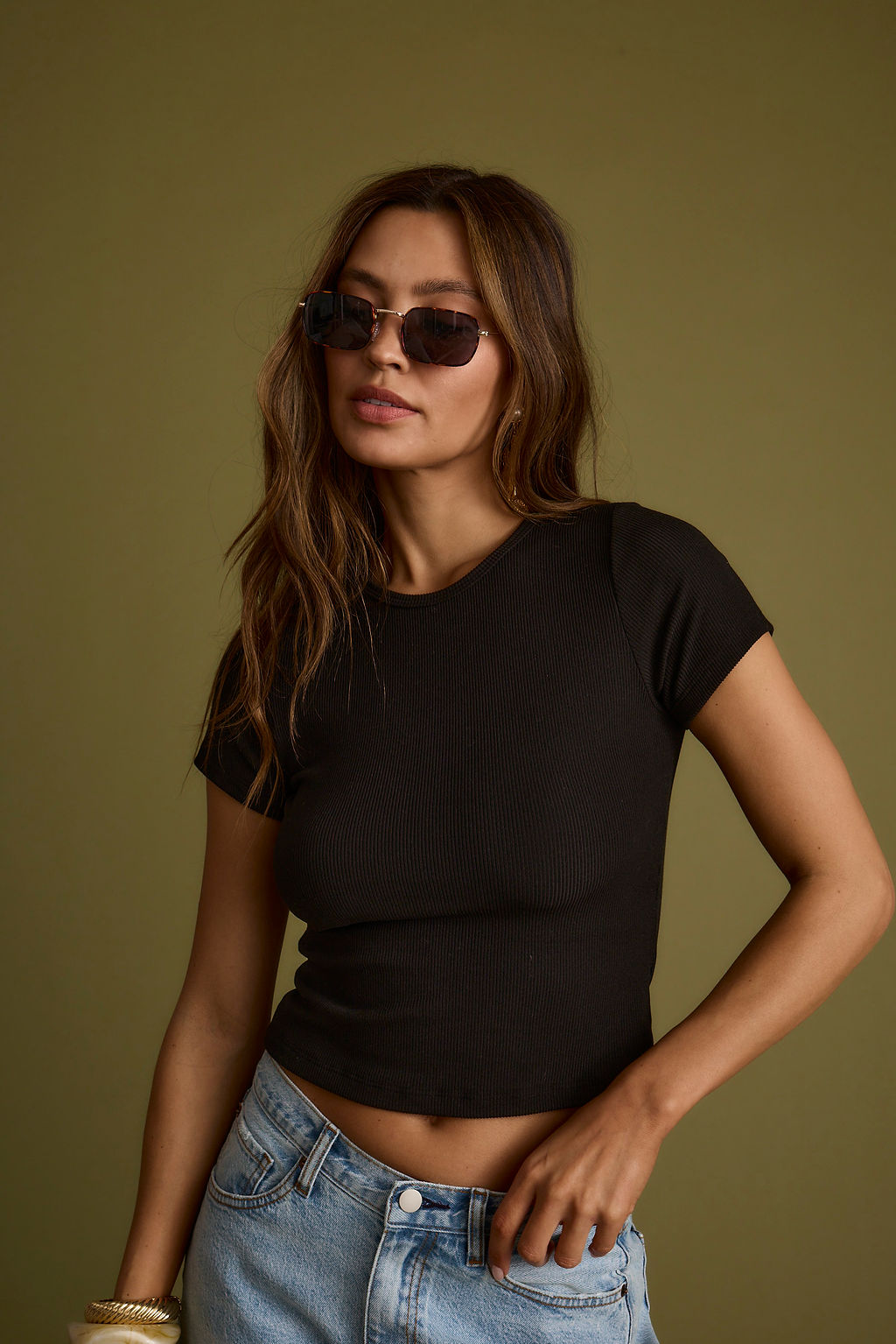 Abby Black Ribbed Crew Neck Tee
