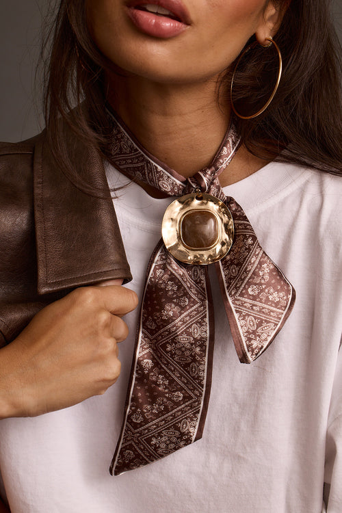 Abigail Gold Pendant Scarf Necklace
