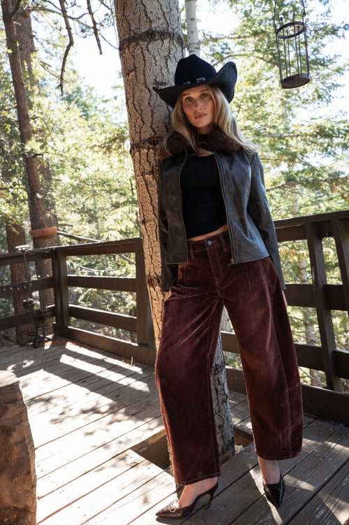 Pants with refined detailing and a flattering silhouette.
