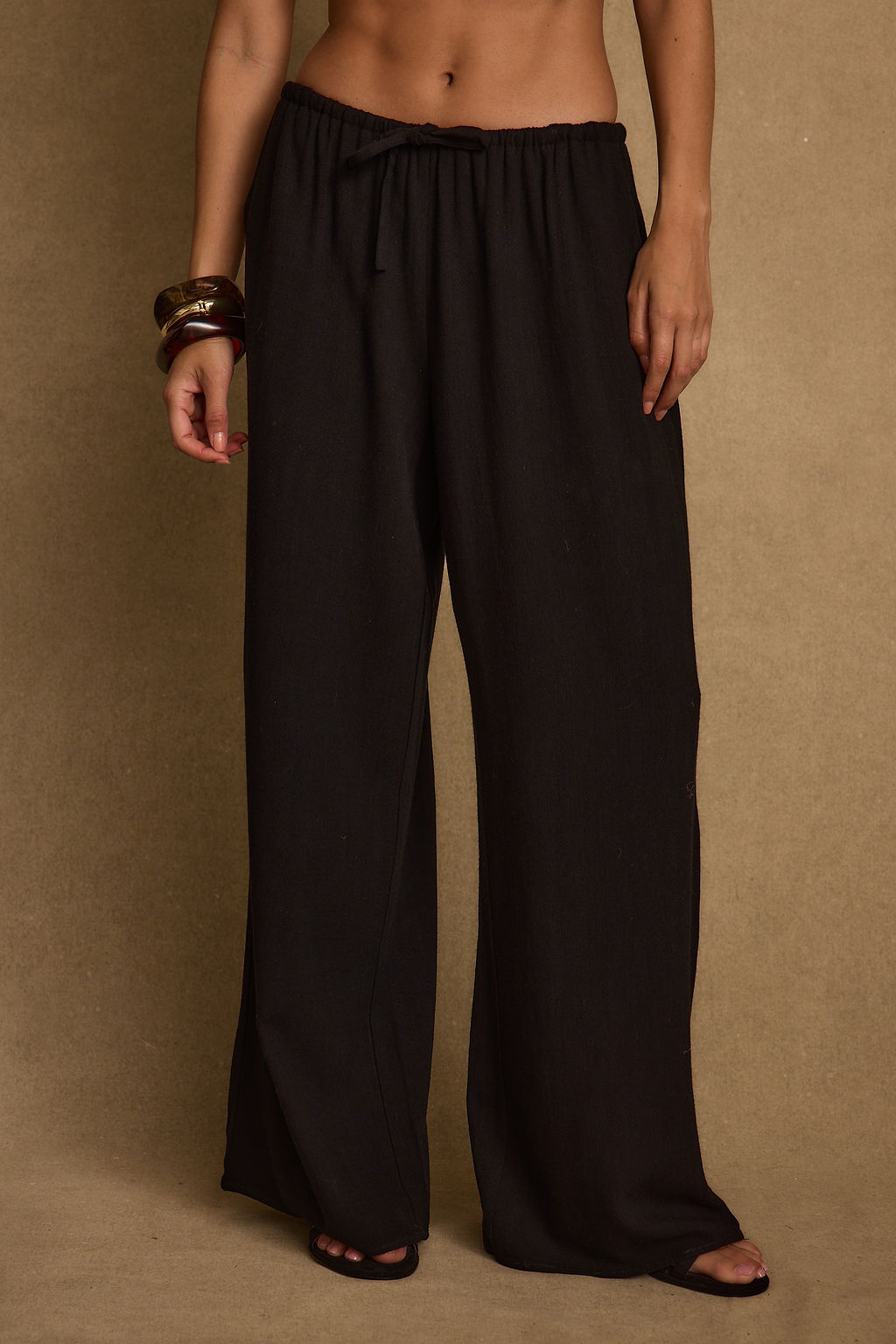 Additional view of the Clear Breeze Black Linen Pants from a different perspective.