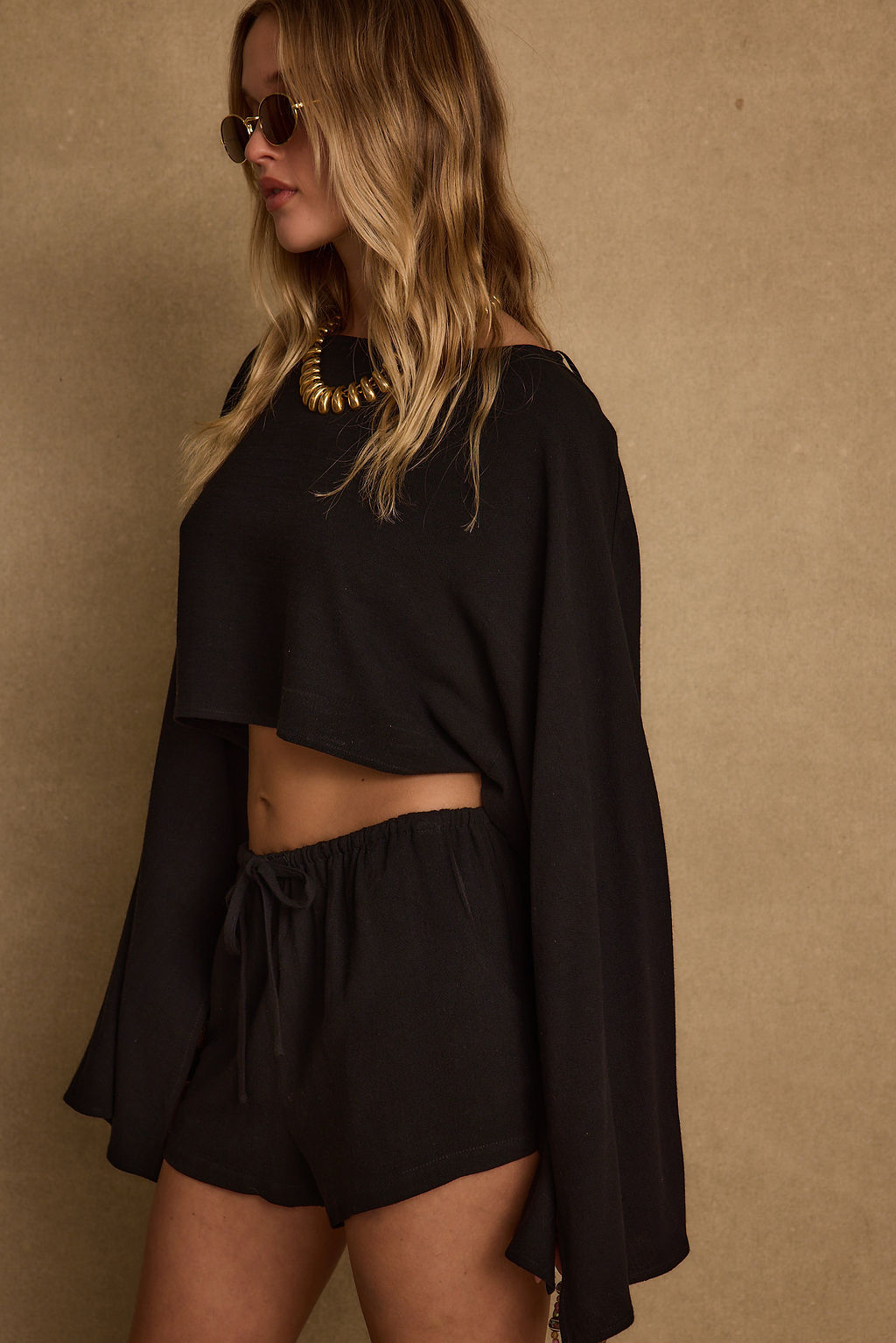 Additional view of the Clear Breeze Black Linen Top from a different perspective.