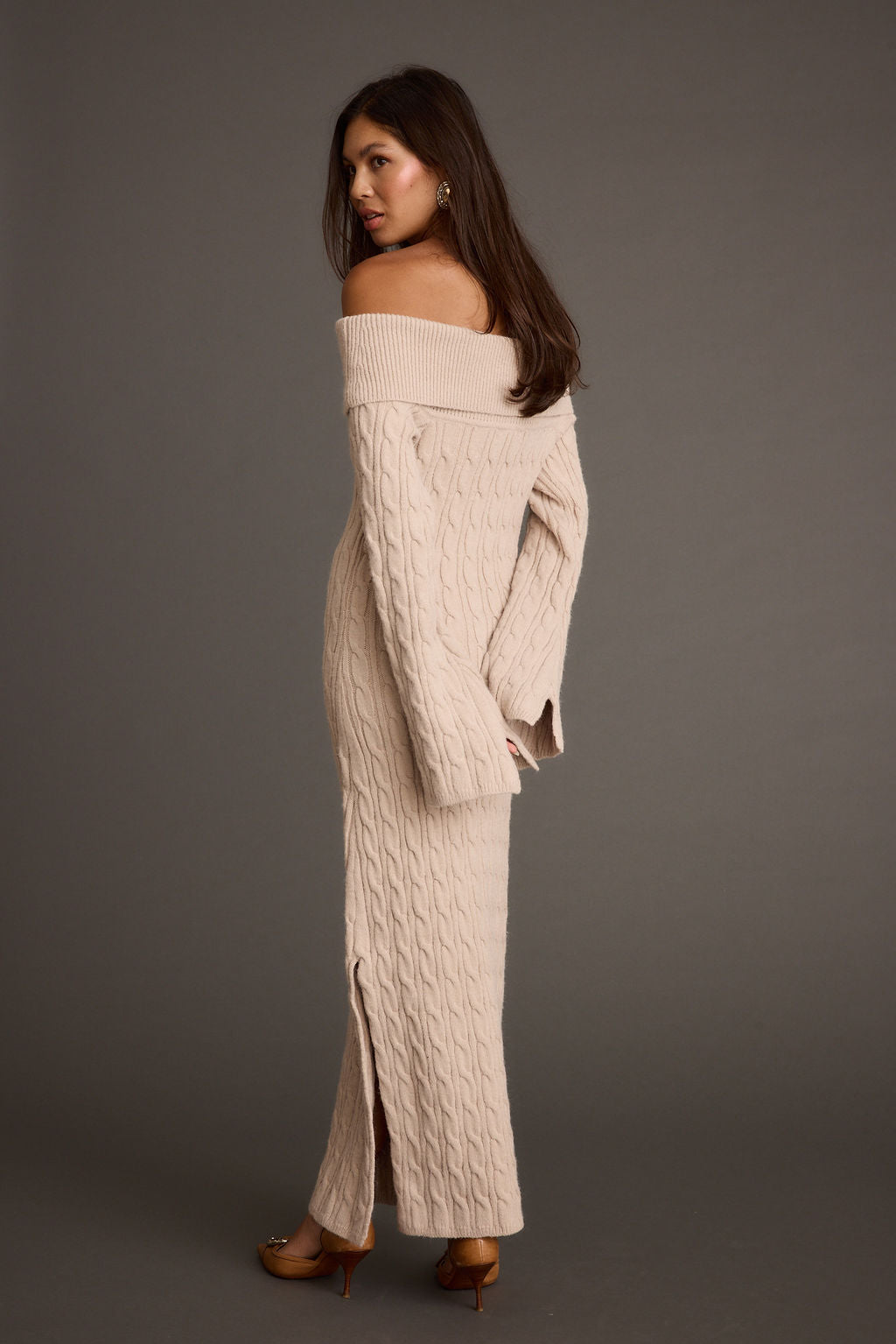 Detail shot of the Rhiannon Dusty Rose Sweater Maxi Dress highlighting the design elements.