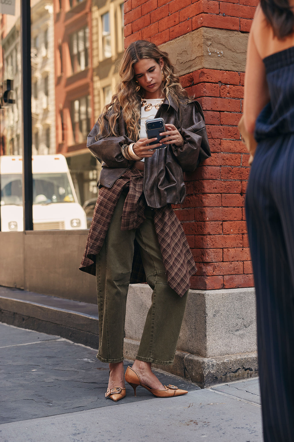 Muse Olive Barrel Jeans
