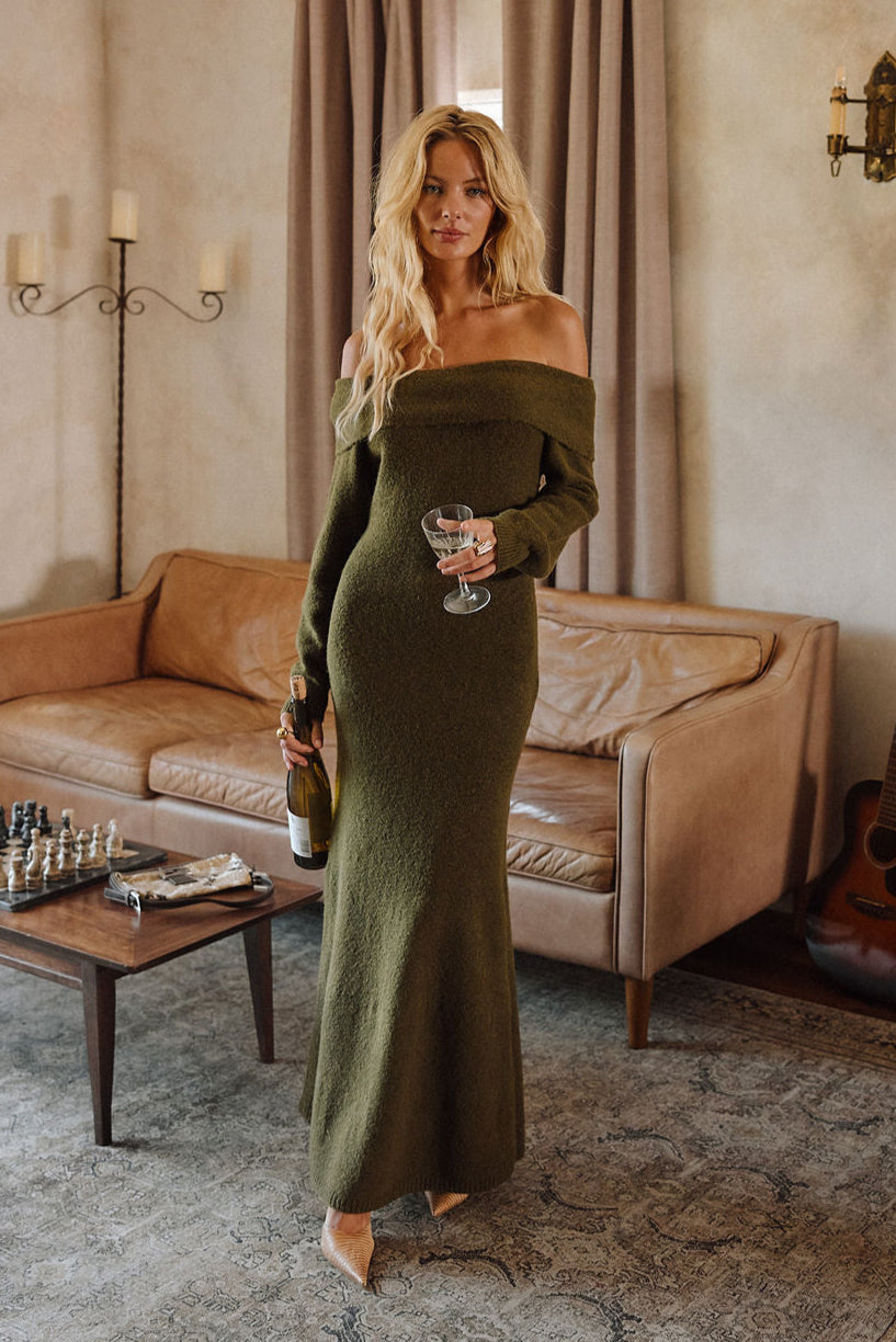 Simone Dark Olive Sweater Maxi Dress - M Size - Women's Dresses