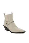 Shoes with refined details and a polished finish.